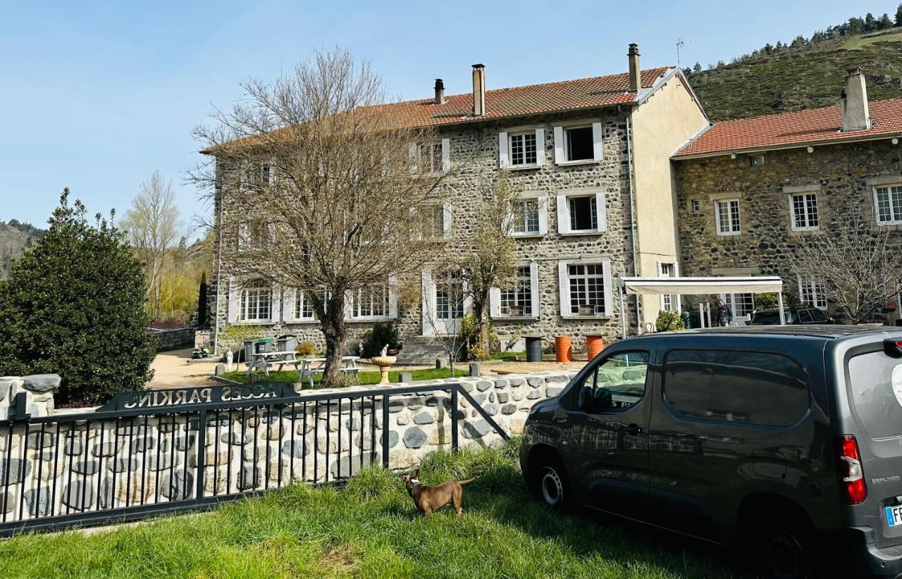 Hl Hotel De La Loire Goudet المظهر الخارجي الصورة